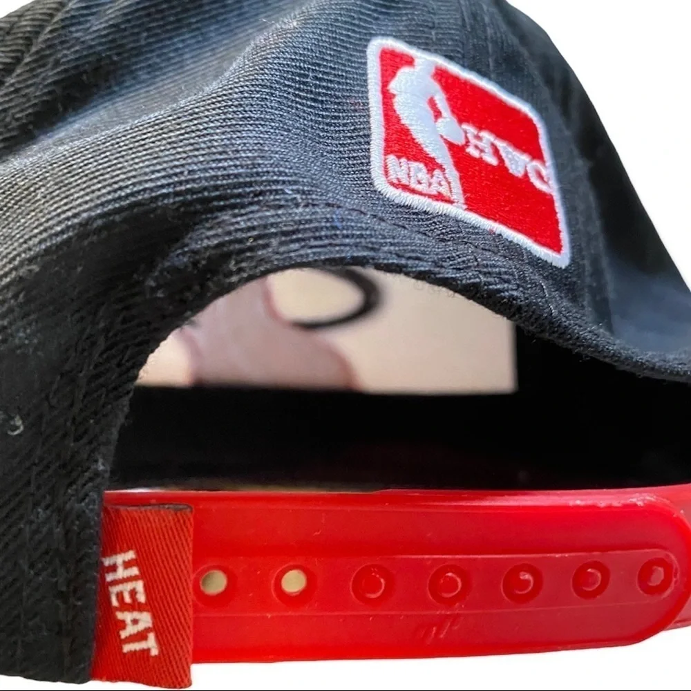 47 Brand Miami Heat Flat Brim Snapback Wool Blend Hat Cap One Size